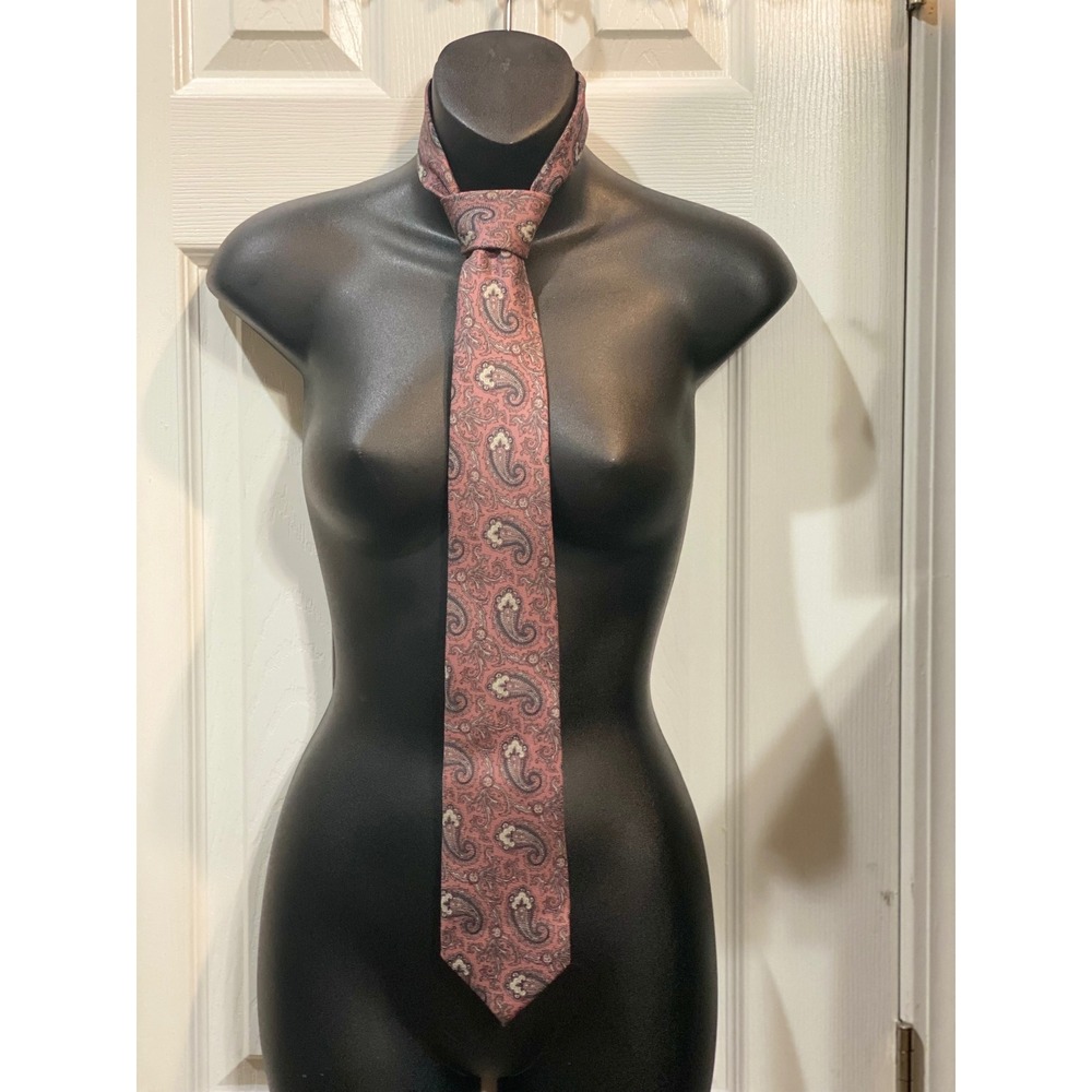 Chaps Ralph Lauren All Silk Necktie Pink Paisley Men's Business Formal